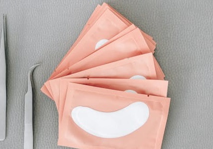 Advantages of Using Laminate Adhesive